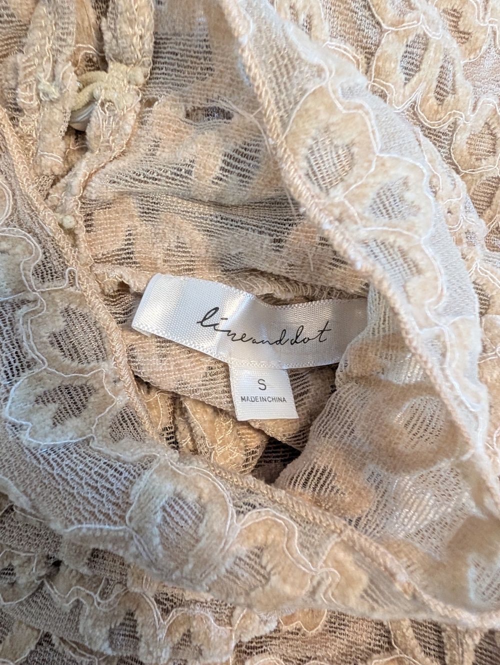 Line + Dot Crossroads Lace Top - Picture 7 of 7
